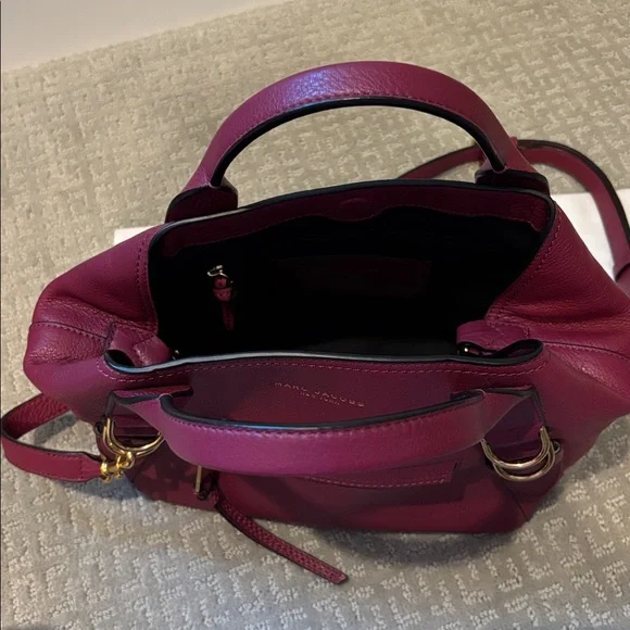 Classic Marc Jacobs Small Anchor Bag, just like wine, aged but still fine! - Picture 3 of 12